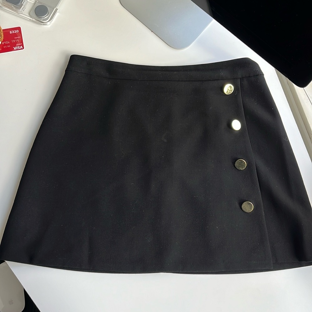 Alice + Olivia Gold Button Mini Skirt Black Designer A-Line Size 6